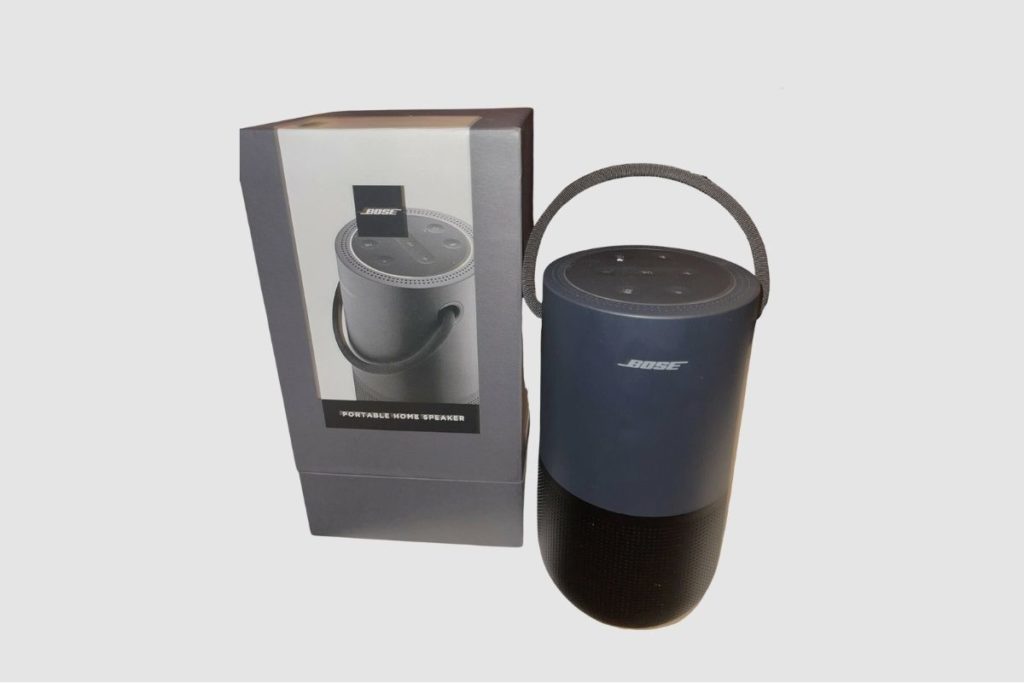 Is the Bose Portable Smart Speaker worth buying (2)