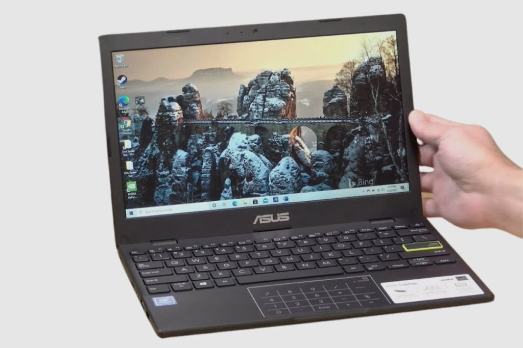 Why are Asus laptops cheap_