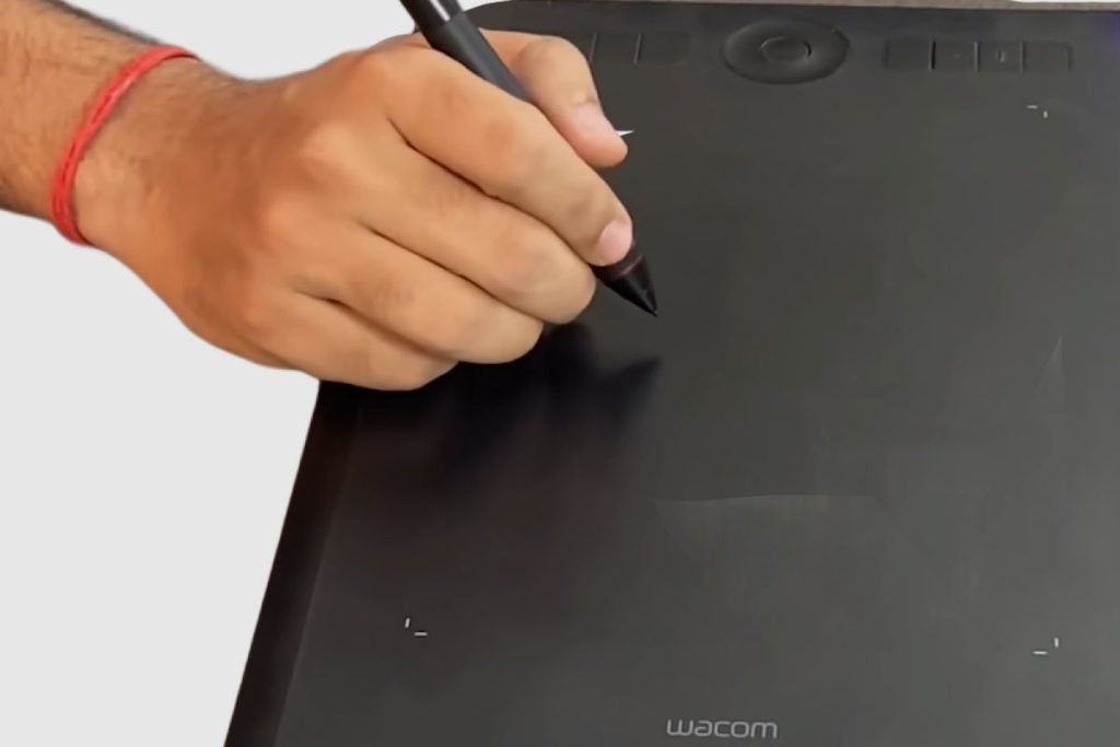 Does One by Wacom have pressure sensitivity