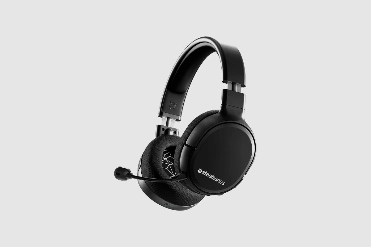The SteelSeries Arctis 1 Wireless