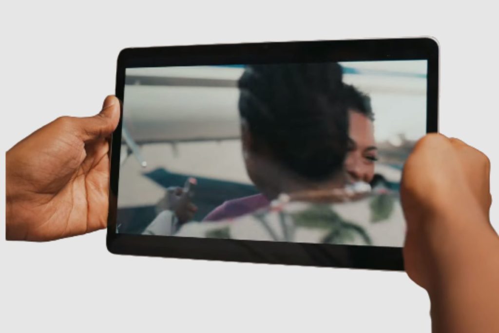 Are there any drawbacks in using Samsung Galaxy Tab S8 for Note-taking