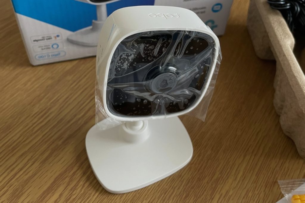 What is the field of view for the TP-Link Tapo C100 (2)